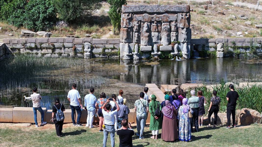 Beyşehir’in tarihi ve doğal güzellikleri rehberler eşliğinde tanıtılıyor 2